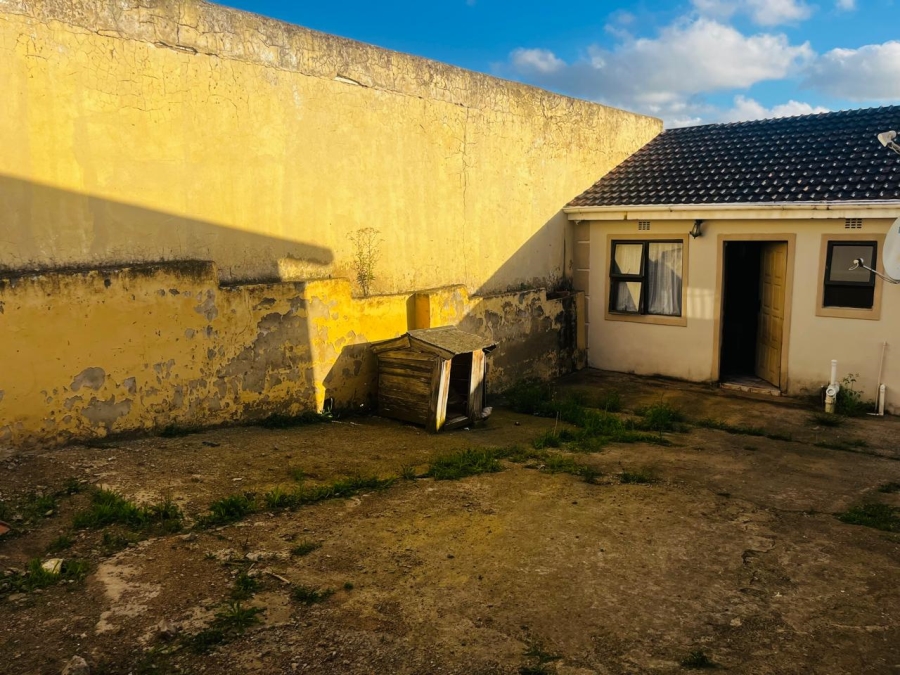 5 Bedroom Property for Sale in Mdantsane Nu 17 Eastern Cape